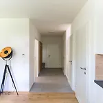 Oasis Woerthersee Neu & Zentral דירה קרומפנדורף