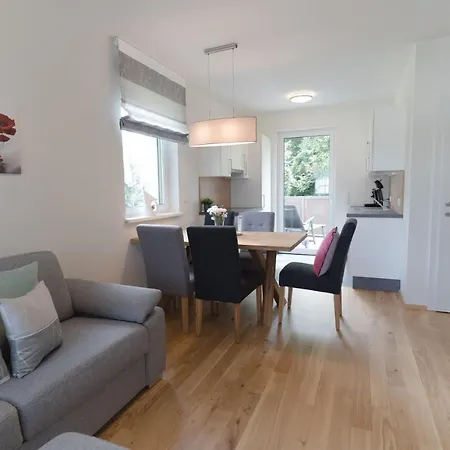 Oasis Woerthersee Neu & Zentral 크롬펜돌프