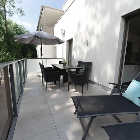 Oasis Woerthersee Neu & Zentral 크롬펜돌프