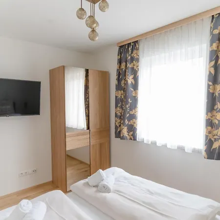 公寓 Oasis Woerthersee Neu & Zentral