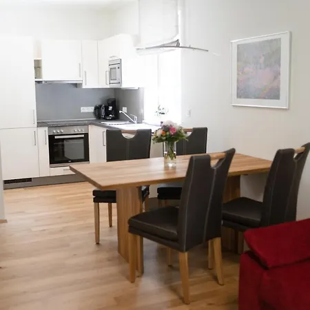 Oasis Woerthersee Neu & Zentral Крумпендорф