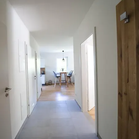 Oasis Woerthersee Neu & Zentral 크롬펜돌프