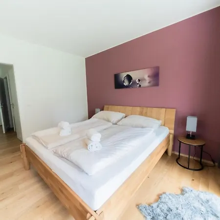 Oasis Woerthersee Neu & Zentral *