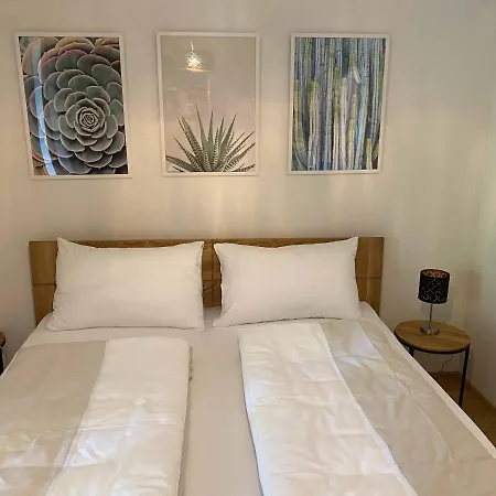 公寓 Oasis Woerthersee Neu & Zentral 克鲁彭多夫