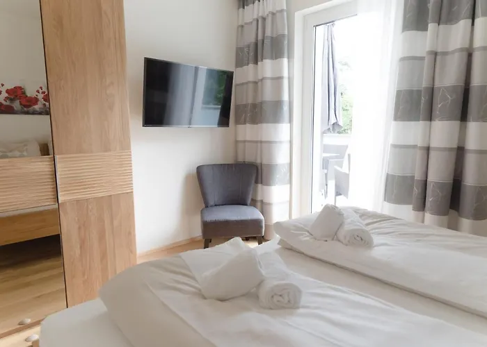 Oasis Woerthersee Neu & Zentral Апартаменты