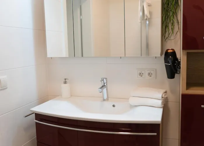 Oasis Woerthersee Neu & Zentral Крумпендорф