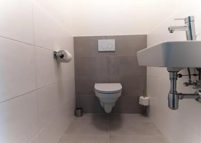 Oasis Woerthersee Neu & Zentral Апартаменты