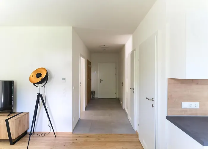 Oasis Woerthersee Neu & Zentral Апартаменты Крумпендорф